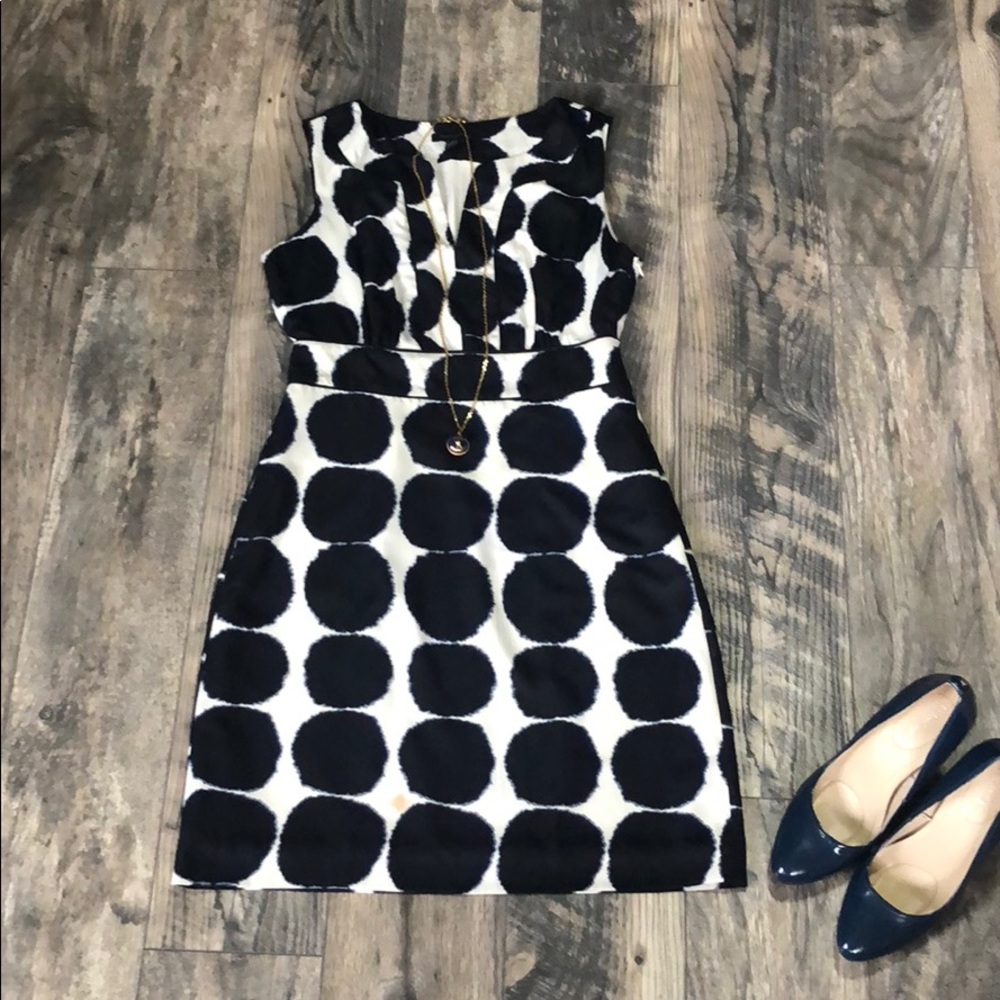 Banana Republic navy blue and white dress